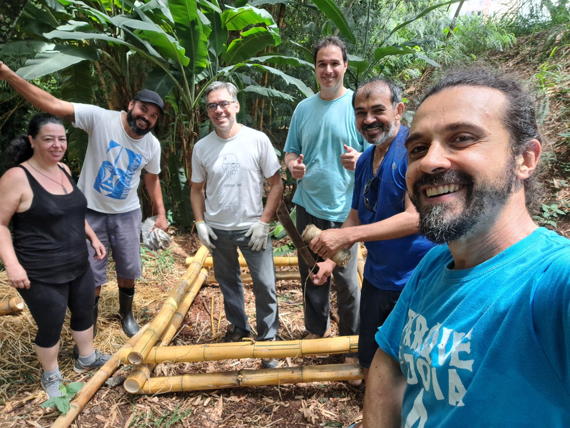 Novo dia de compostagem na Jóia!